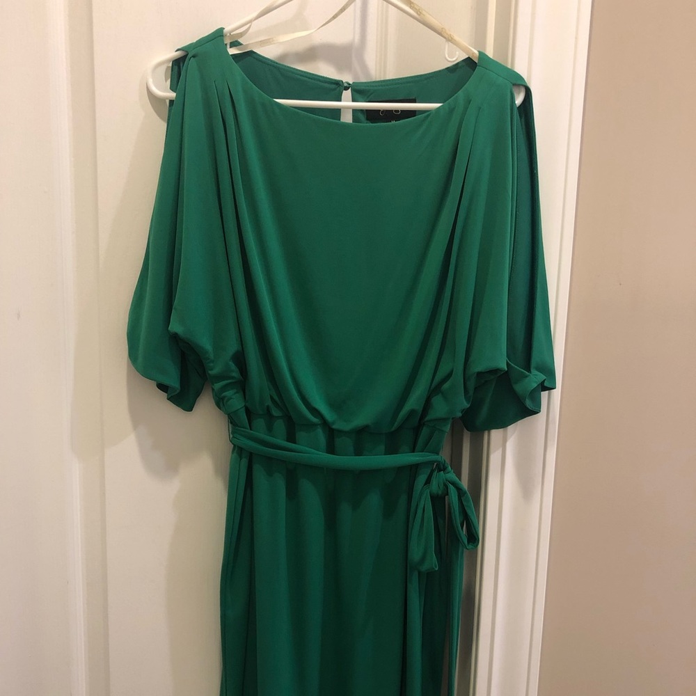 Jessica Simpson flutter sleeve dress